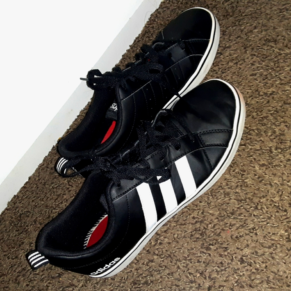 Mens Adidas - Picture 2 of 7